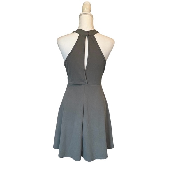 Charlotte Russe Sage Green Halter Keyhole Knee-Length Women’s Dress Medium - Picture 7 of 13